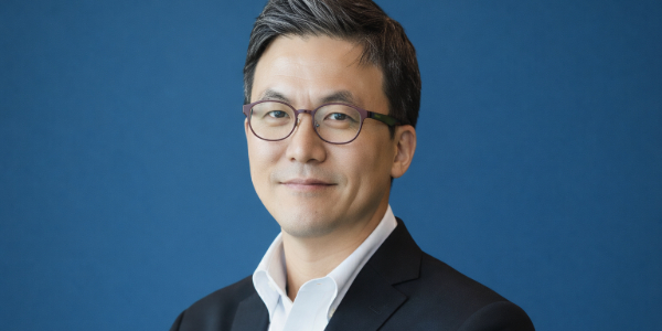 코리아세븐 '편의점 3강' 넘보다 '벼랑 끝'에, 김대일 '생존 방정식' 어떻게 풀어낼까 