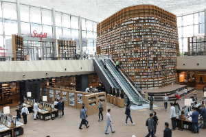 신세계, 스타필드코엑스몰에 ‘별마당도서관’ 열고 문화행사