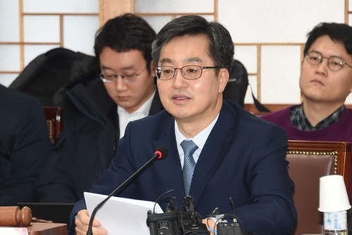 김동연 “사회적 가치와 공공성 높이는 쪽으로 공공기관 관리 개편"