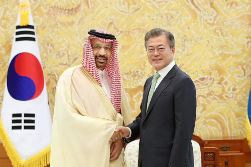 사우디아라비아 장관, 문재인 만나 "수소차와 전기차도 관심있다" 