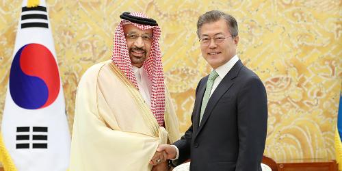 사우디아라비아 장관, 문재인 만나 