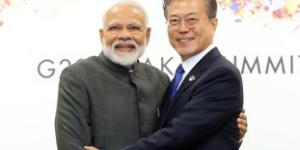 문재인, 인도 총리 만나 “한국과 인도 교류 더 확대하자”