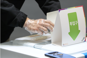 대통령선거 사전투표 시작, 코로나19 확진자 투표는 5일만 가능