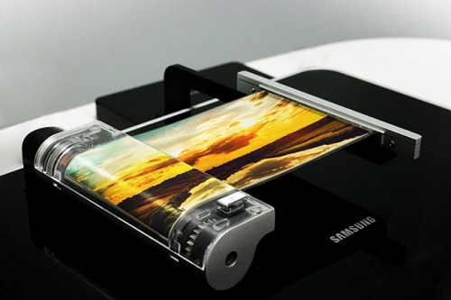 모토로라 롤러블 스마트폰 개발, 삼성 LG 앞서 새 폼팩터 선점 노려