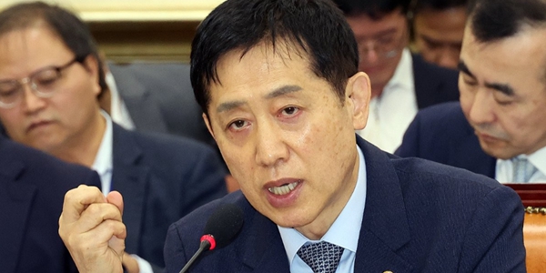 김주현 2024년 금융위 정책 키워드는 ‘민생’ ‘위기’ ‘미래’, 입체적 대응 강조