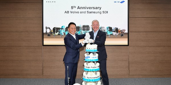 삼성SDI 볼보트럭 '동맹' 5주년, 건설장비와 ESS로 협력범위 확대하기로