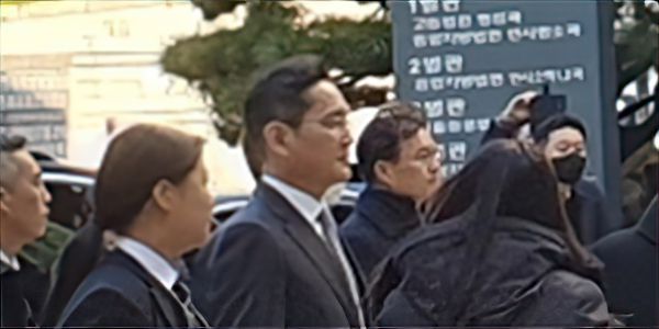 검찰 삼성물산 합병 관련 이재용에 5년 구형, 삼성 '불확실성'에 다시 얼어붙나