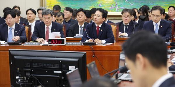 '워크아웃 3년 연장' 기업구조조정촉진법 개정안 정무위 소위 통과