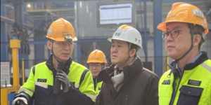 포스코퓨처엠 대표 김준형, 정부에 환경 인프라 확충 및 규제 개선 요청