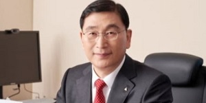 현대건설 매출 신기록 예고에도 수익성 고민, <a href='https://www.businesspost.co.kr/BP?command=article_view&num=339228' class='human_link' style='text-decoration:underline' target='_blank'>윤영준</a> 이익 바닥 다지기 총력