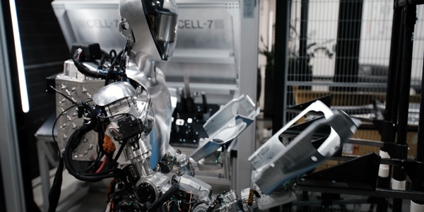 테슬라도 BMW도 ‘AI 인간형 로봇’ 공장에 배치, 전기차 가격 하락 앞당긴다 