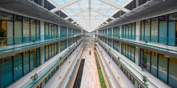 화웨이 상하이 연구개발센터 과학자만 3만5천명, “애플 본사보다 거대”