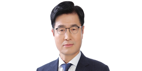 HD현대중공업 파업 전운, 생산현장 전문가 <a href='https://www.businesspost.co.kr/BP?command=article_view&num=364983' class='human_link' style='text-decoration:underline' target='_blank'>이상균</a> 노사관리 리더십 시험대