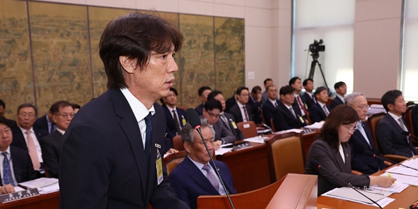 국회 문체위 "홍명보 감독 선임절차 전체가 불법", 홍 "사임할 생각 없다"