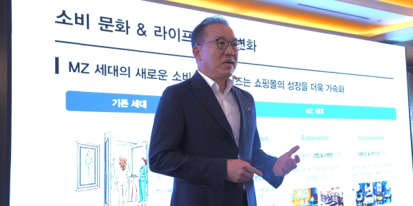 <a href='https://www.businesspost.co.kr/BP?command=article_view&num=346159' class='human_link' style='text-decoration:underline' target='_blank'>정준호</a> 롯데백화점 쇼핑몰 타임빌라스 자신, “1위 사업자 전략 성공시키겠다”