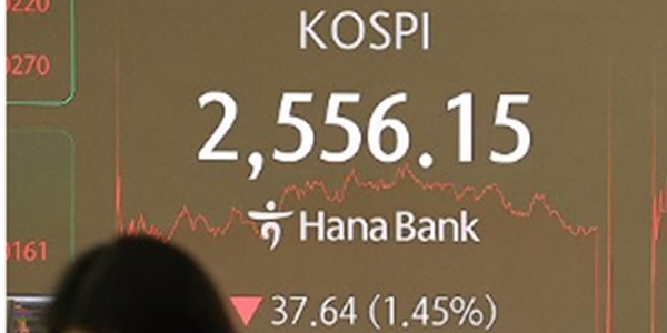 코스피 외국인 팔자에 1%대 하락 2550선, 코스닥은 상승 740선