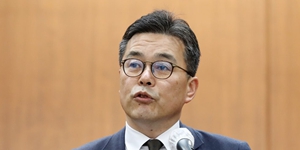 김성욱 전 기재부 대변인 IMF 이사 임명, "한국 발언권과 역할 강화 기대"