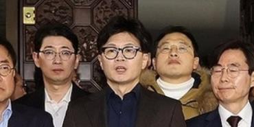 [계엄 쇼크, 그 후] 한동훈 계엄 뒷수습 고심, 탄핵 트라우마 속 여론 악화 부담