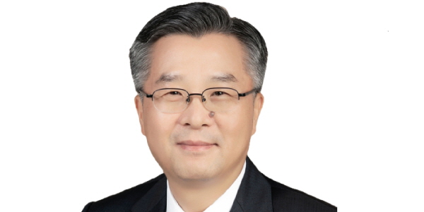 한화생명 여승주 역할 맡은 권혁웅, 김동원 경영승계 도우미로 입지 넓힌다