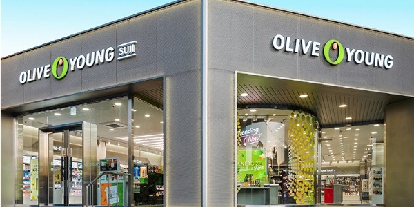 CJ올리브영 '향수 제품' 라인업 확대, '스몰 럭셔리'로 고성장 지키기 나서 