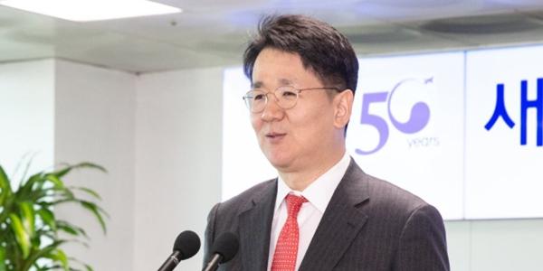 대한항공 아시아나항공 마일리지 통합안 3수 만에 공정위 문턱 넘나, 조원태 보너스 좌석 늘릴지 주목