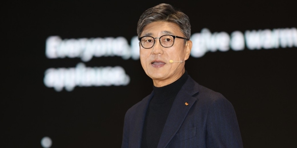 [김재섭의 뒤집어보기] 1위 이동통신 사업자 SK텔레콤의 뒤늦은 고객 신뢰 쌓기