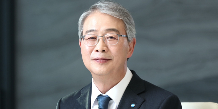 우리금융 <a href='https://www.businesspost.co.kr/BP?command=article_view&num=401928' class='human_link' style='text-decoration:underline' target='_blank'>임종룡</a> 신년사 "3대 핵심전략, '생산적금융' '인공지능 '시너지'"