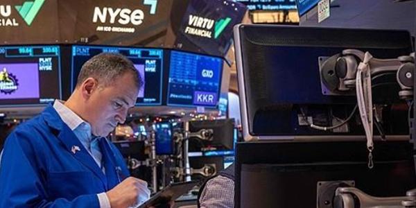 뉴욕증시 3대 지수 모두 약세, 단단한 고용 지표에 연준 금리 인하 기대 낮아져 