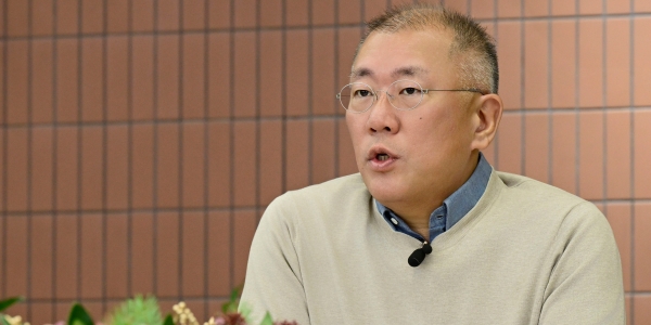 정의선 2025년 현대차에서 보수 90억 수령, 호세 무뇨스는 97억