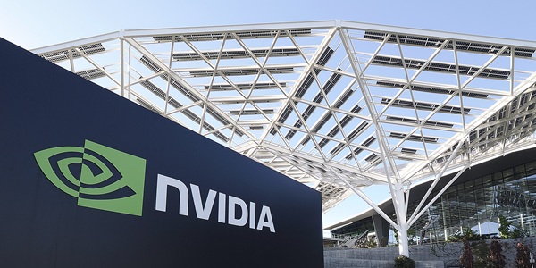 엔비디아  중국에 H200 반도체 판매  선불  아니다   논란 진화 서둘러