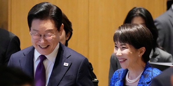 한일 정상회담 성과에 외신 전망 긍정적, 