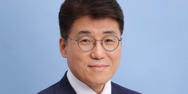 LG 글로벌전략개발원장에 고윤주 전무 선임, 북미 이해 높은 외교관 출신 