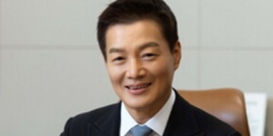 신세계 '원화 약세' 기회 삼는다, 박주형 외국인 고객 겨냥한 '공간 혁신' 집중