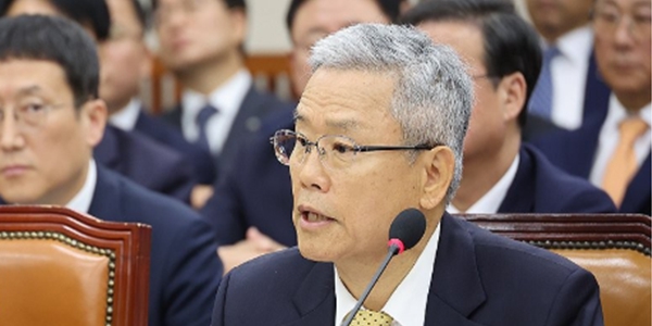 김동철 한전 사상 최대 실적에도 웃지 못해, 전기료 인하 압박에 고객 이탈 가능성 부담