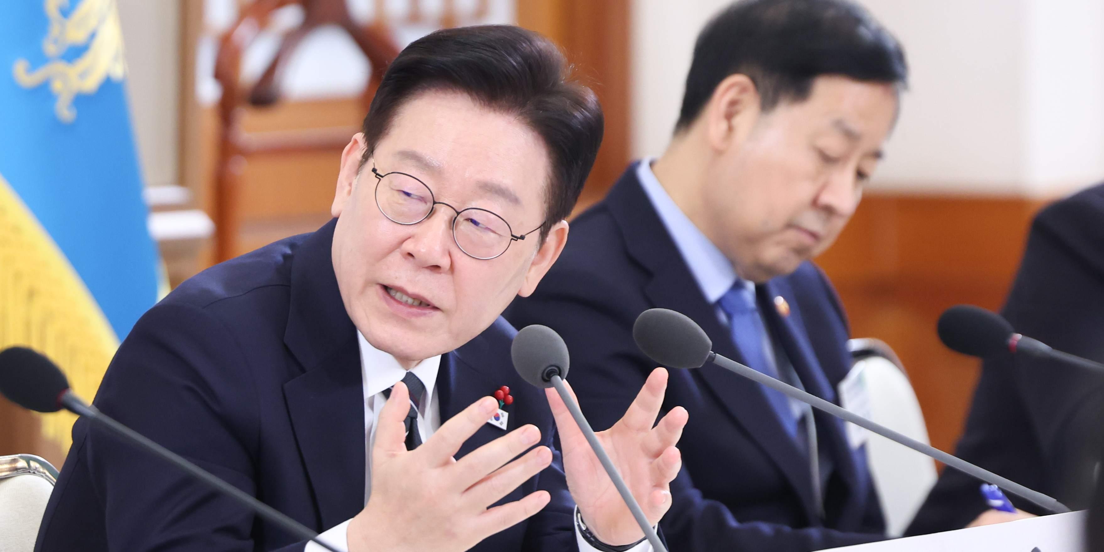 K-반도체 세계 2강 목표, 대통령 직속 특위 구성해 5년 계획 수립