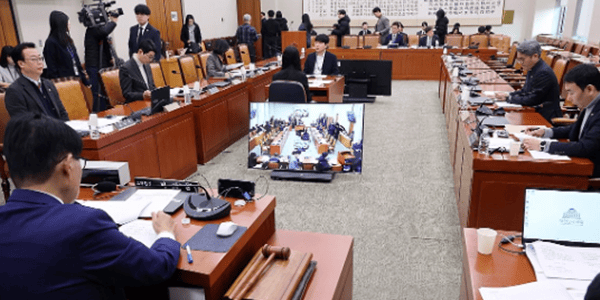 2차특검법안 국회 법사위 조정위 통과, 통일교 특검법안은 조정위 계류