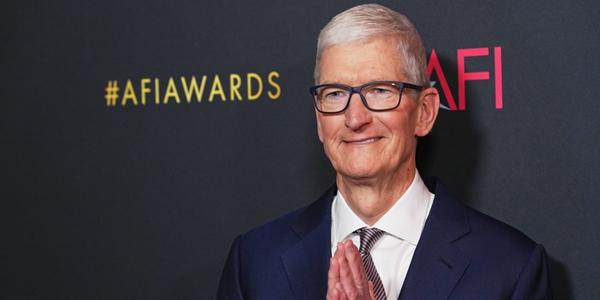 애플 주가 올해 35% 상승 잠재력, AI 전략 펼칠 팀 쿡 CEO 유임이 촉매 