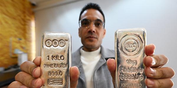 은값 상승에 태양광 산업 신음, 한화솔루션 '도시의 은광' 재활용 미국서 잰걸음