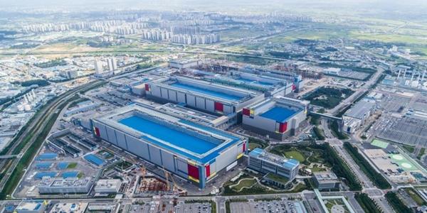 HBM 1위 SK하이닉스에는 '부정적' 삼성전자는 '긍정적' 투자의견 나와, 그 이유 보니