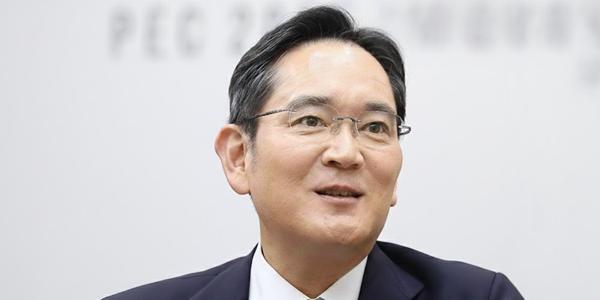 이재용 삼성전자 회장 주식 재산 30조 돌파, 1년 동안 2.5배 늘어