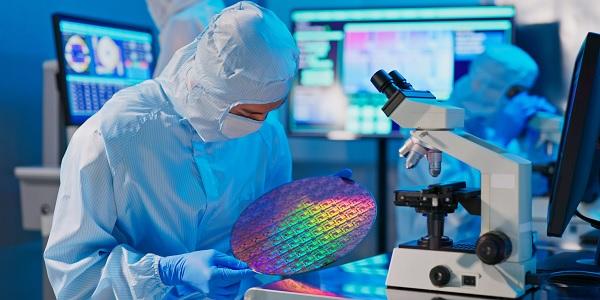 삼성전자 TSMC와 파운드리 경쟁에 인텔 불리해져, 