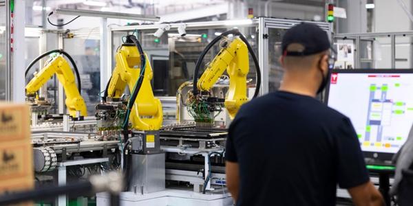 테슬라 캘리포니아에 연구개발 단지 확장, 