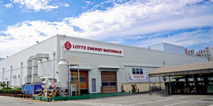 롯데에너지머티리얼즈 AI용 회로박 공격적 증설, 김연섭 AI·ESS용 동박으로 흑자전환 정조준 