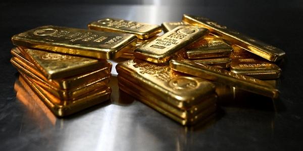 금값 상승폭 6년만에 최대치, 연준 금리 동결에도 차기 의장에 기대감 반영