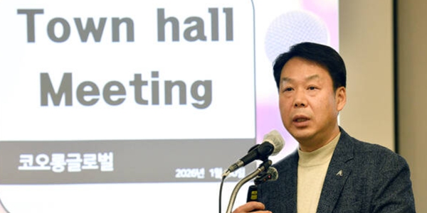 코오롱글로벌 '빅배스' 뒤 실적 반등 절실, 김영범 비주택 확대로 돌파구 연다