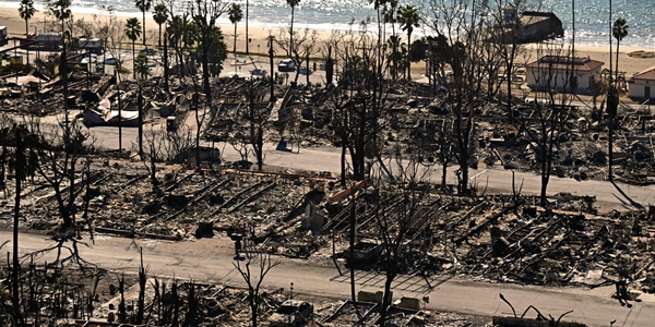 국제 연구진  기후변화 경제 영향 과소평가   지구 기온 2도 오르면  2008년 경제위기  재현