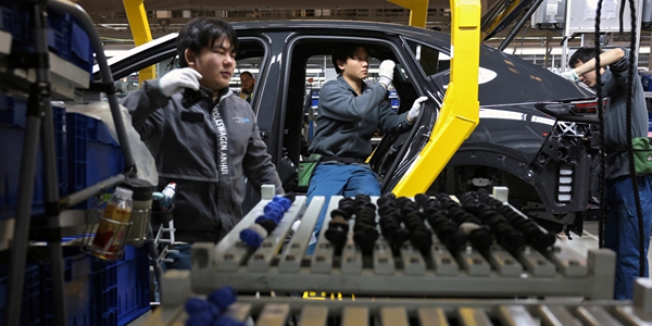 중국 친환경에너지 공급망에 서방국가 딜레마  관세 장벽 높여도 의존 탈출 불가능