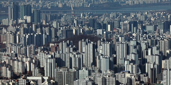 서울 아파트 매수심리 2주 연속 하락, 동북권 서북권은 올라