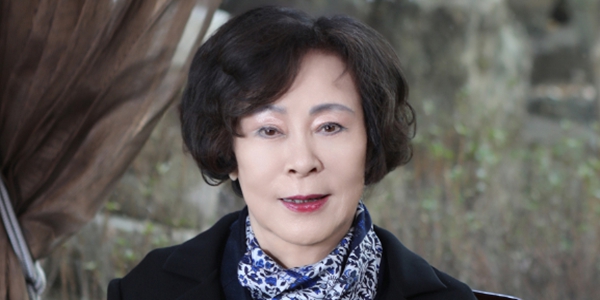 롯데재단 의장 신영자 85세로 별세, 신격호 장녀로 유통업계 '대모'라 불려