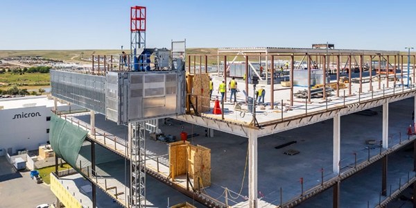 투자은행 마이크론 주식 투자의견 '중립'으로 하향, 